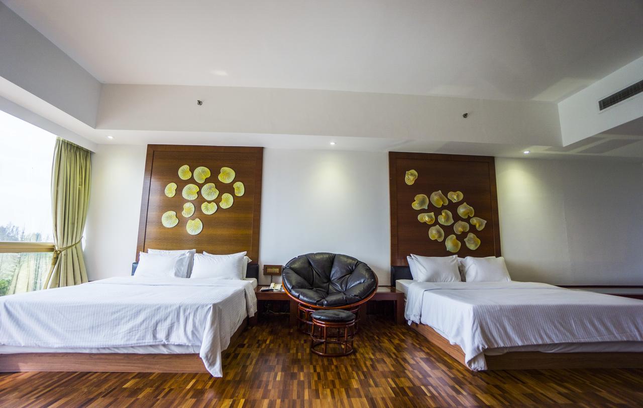 Austin Heights Golf & Hotel Resort Johor Bahru Extérieur photo