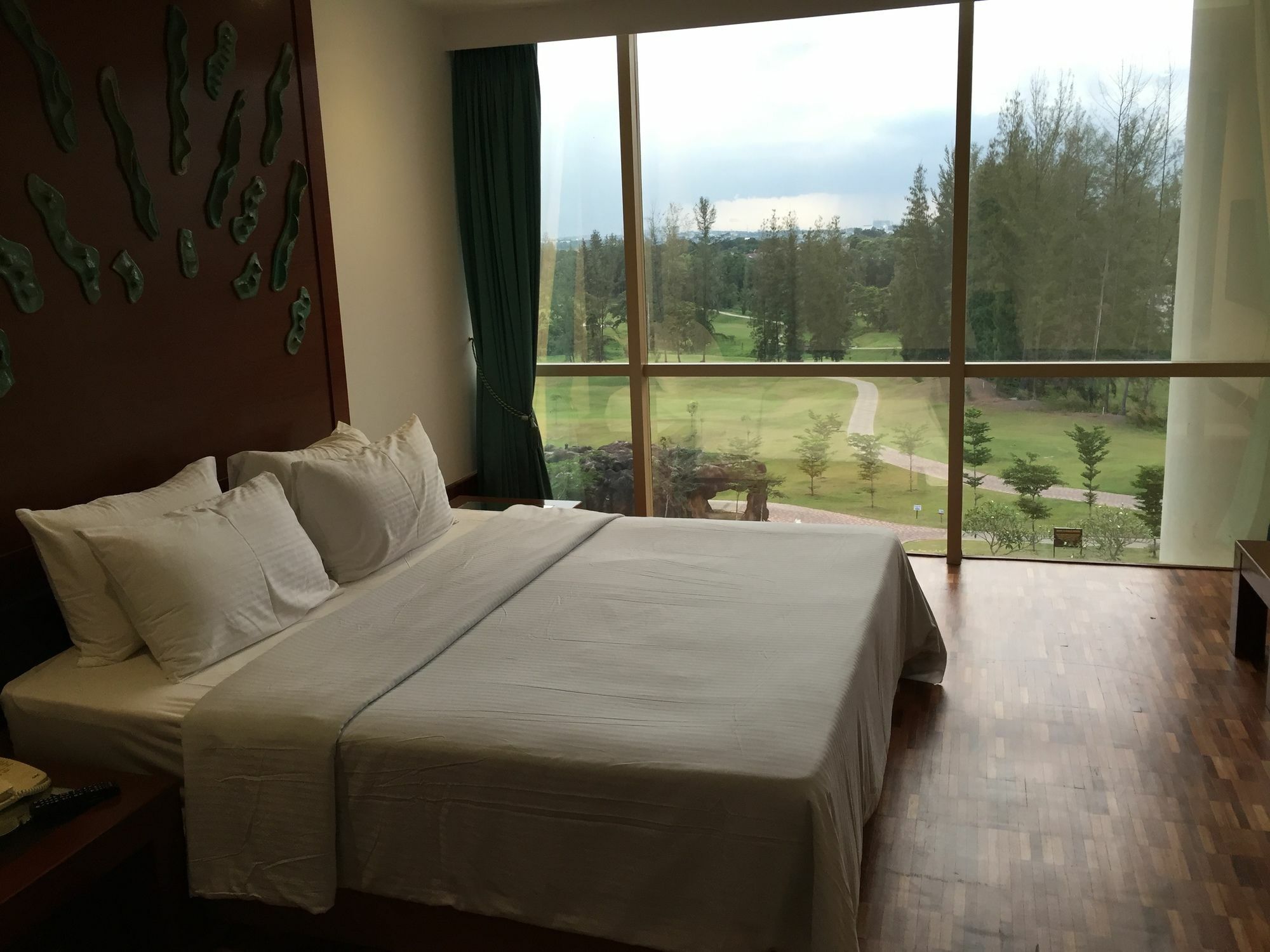 Austin Heights Golf & Hotel Resort Johor Bahru Extérieur photo